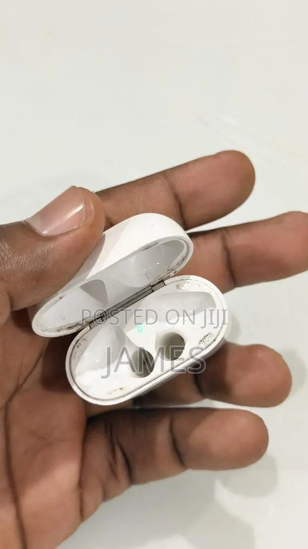 Original AirPod Case From USA · Photo 1