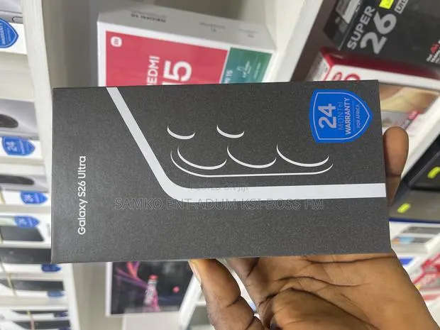 New Samsung Galaxy S26 Ultra 5G 1 TB Black · Photo 1