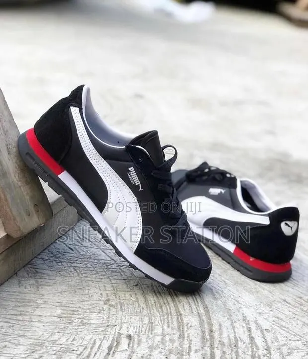 Puma Joggers Black/White Sneaker · Photo 1
