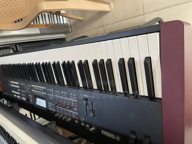 Yamaha Moxf8 · Photo 1