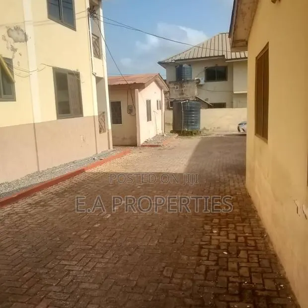 2bdrm Apartment in E A Properties, SSNIT Flats for rent · Photo 1