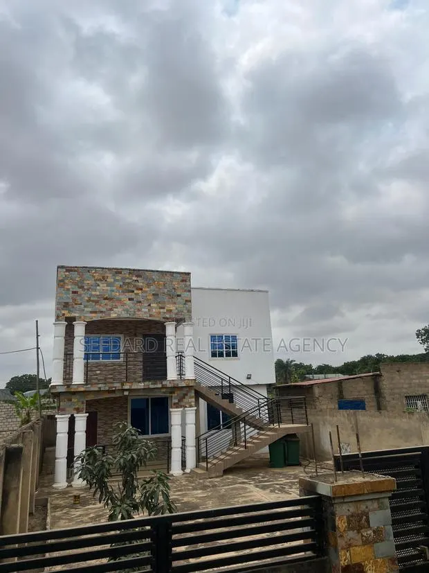 3bdrm Apartment in Sefdard Properties, Amasaman for rent · Photo 1