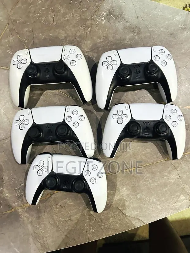 Ps5 Home Use Original Controllers Available · Photo 1