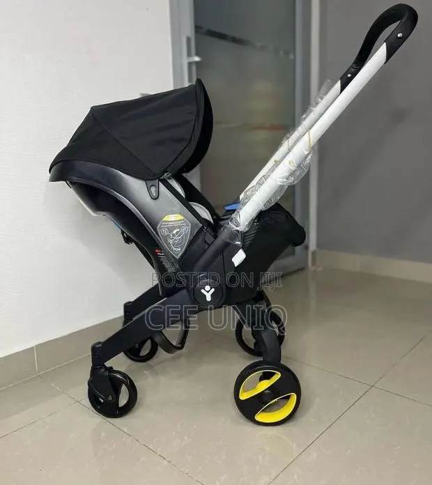 2-in-1 Car Seat Stroller · Photo 1