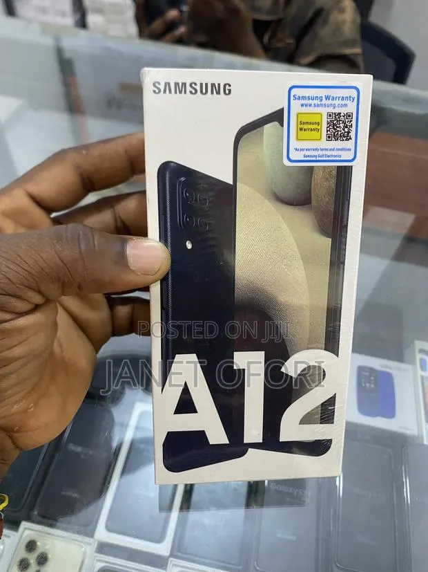 New Samsung Galaxy A12 64 GB Black · Photo 1