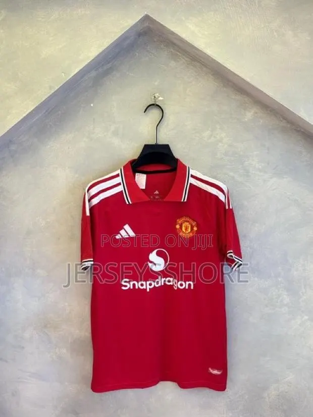 Manchester United 26/27 Kit Available · Photo 1