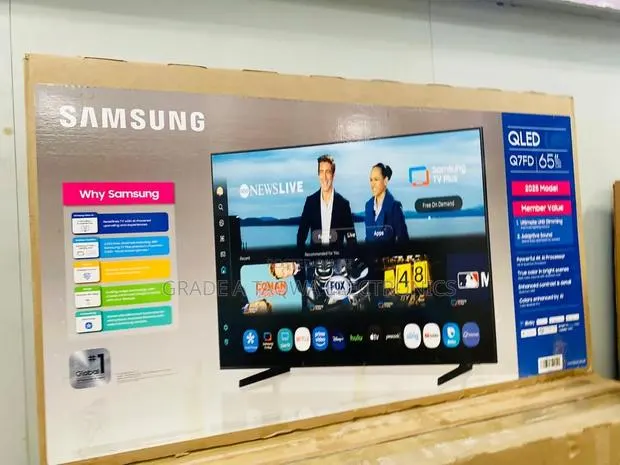 Smart Samsung 65inch Qled Google TV · Photo 1