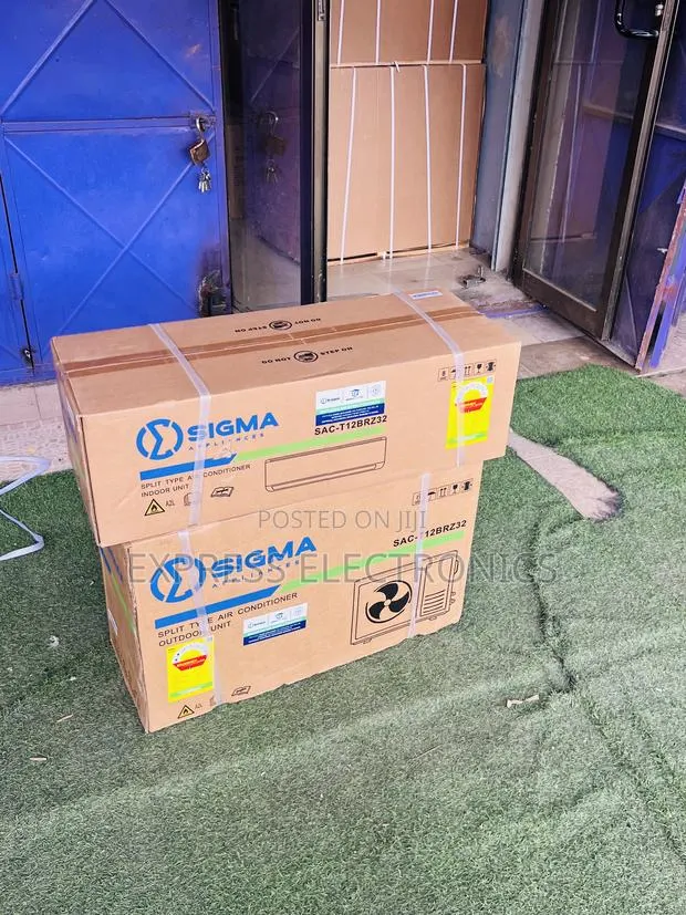 Metal Polished Indoor Panel Split Sigma R410 Gas 1.5hp · Photo 1