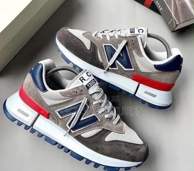 New Balance RC 1300 · Photo 1