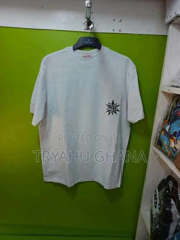 Tee Soft On Skin - Strong On Style · Photo 1