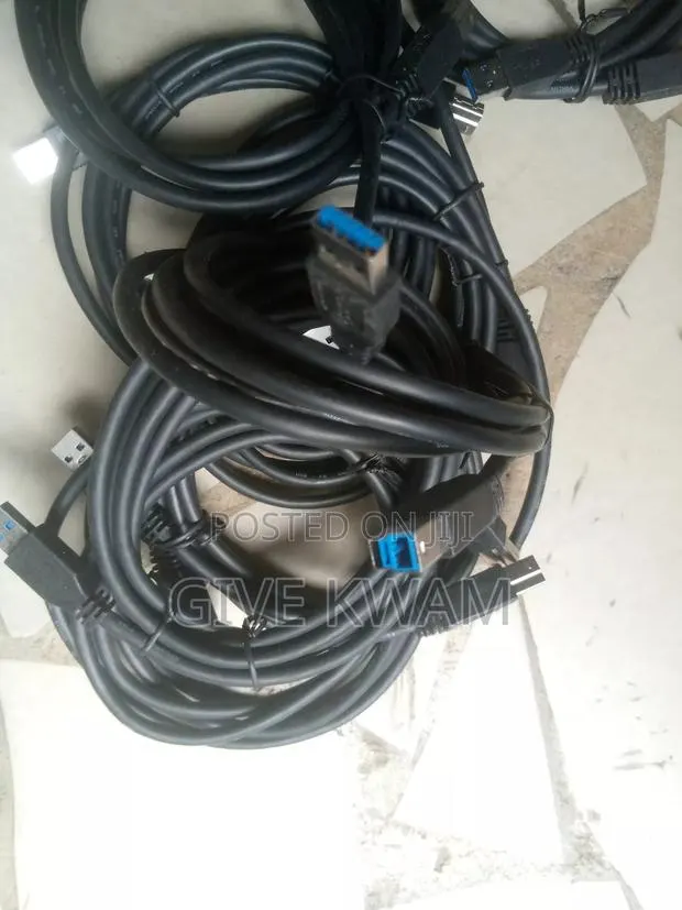 Usb 3.0 Cable · Photo 1