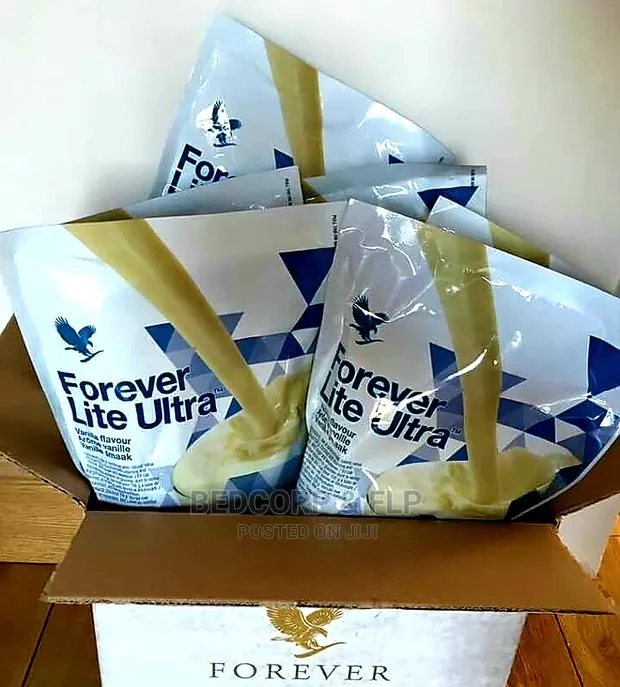 Forever Lite Ultra Aminotein Vanilla/Choc · Photo 1