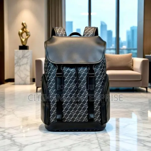 Classy Strong Backpack - Stylish Beautiful! · Photo 1