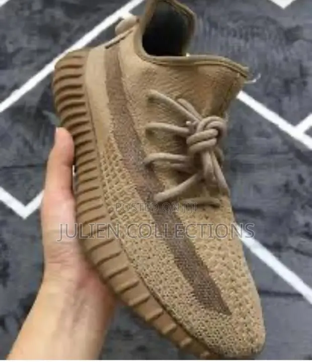 Adidas Yeezy Boost 350 Brown D · Photo 1