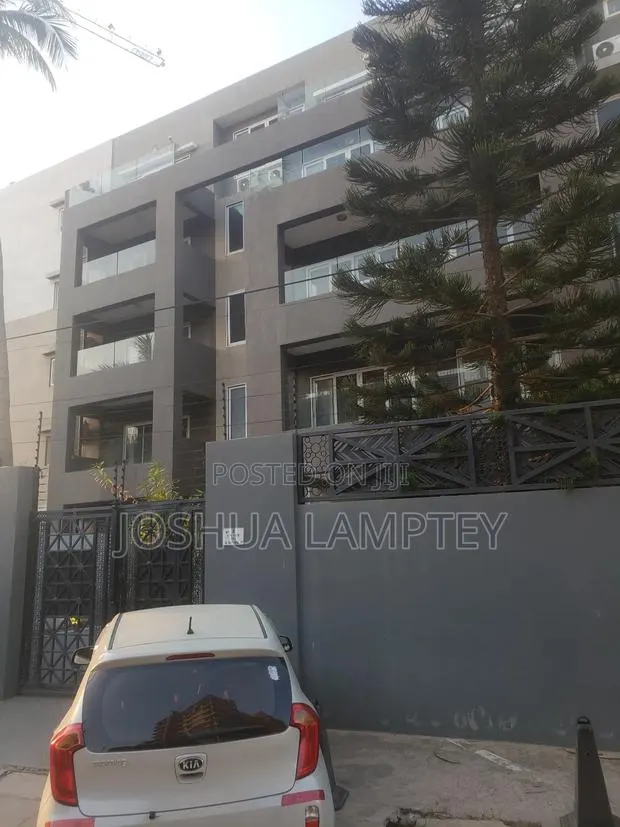 Furnished 3bdrm Apartment in Labone Estate, Coffee Shop Area for rent · Photo 1