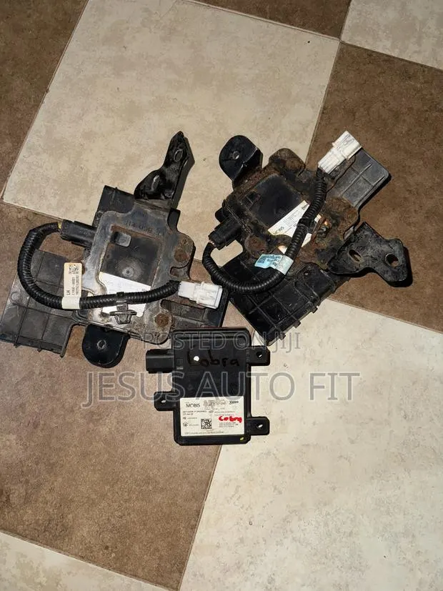 2016-2018 Kia Optima Blind Spot Radar Monitor Sensor (D) · Photo 1