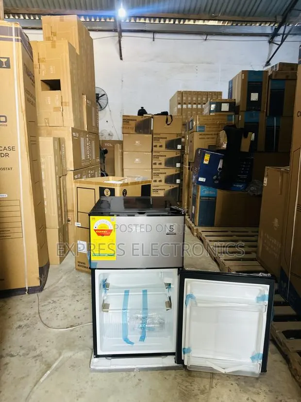 87l Double Door Table Top Fridge Midea Kitchen · Photo 1