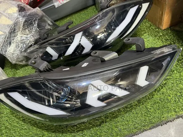HYUNDAI ELANTRA 2017–2018 SPEC HEADLIGHTS AVAILABLE! Rt Autoparts · Photo 1