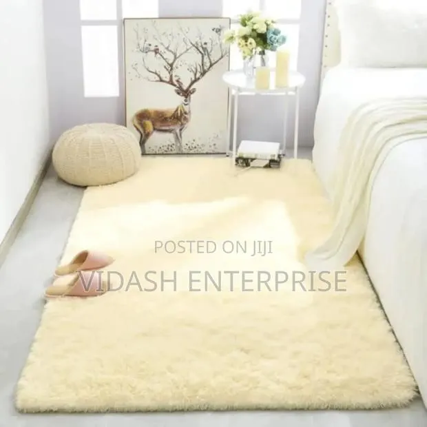 "Define Your Room With Our Beautiful Center Rugs!" (160/230cm) · Photo 1