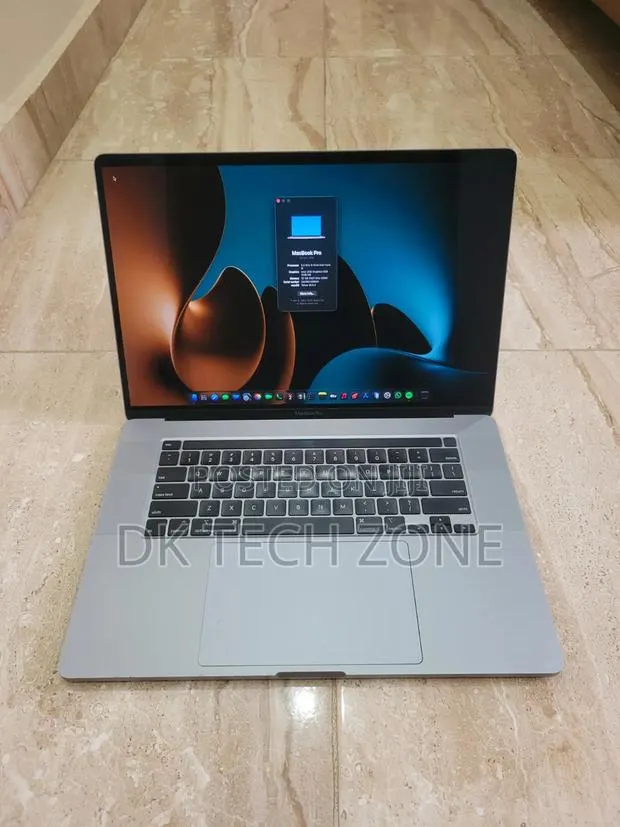 Laptop Apple MacBook Pro 2019 32GB Intel Core i9 SSD 512GB · Photo 1