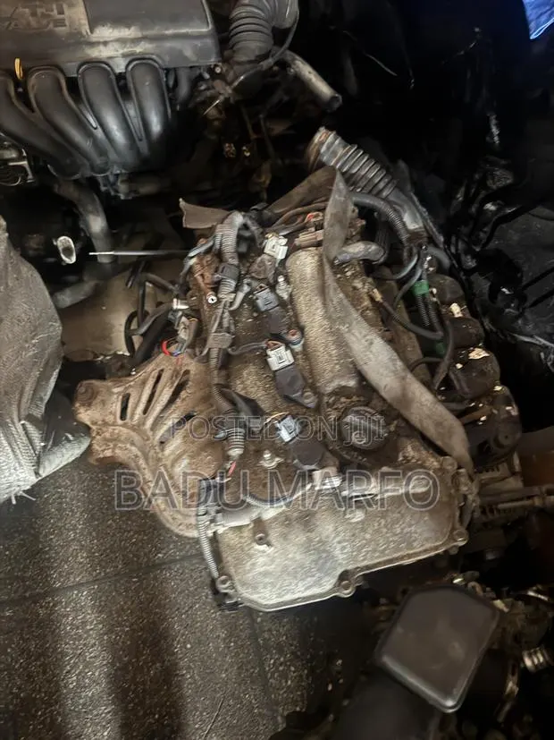 Corolla Engine With Gearbox · Photo 1