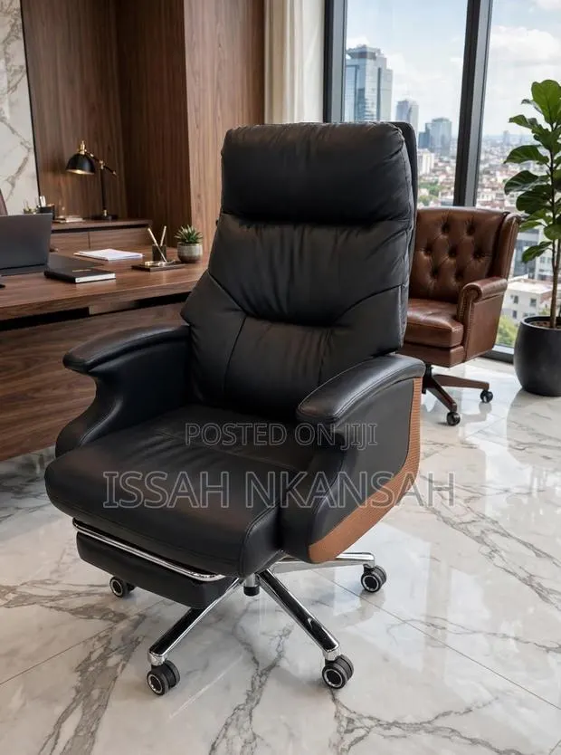Executive Swevil Chair · Photo 1