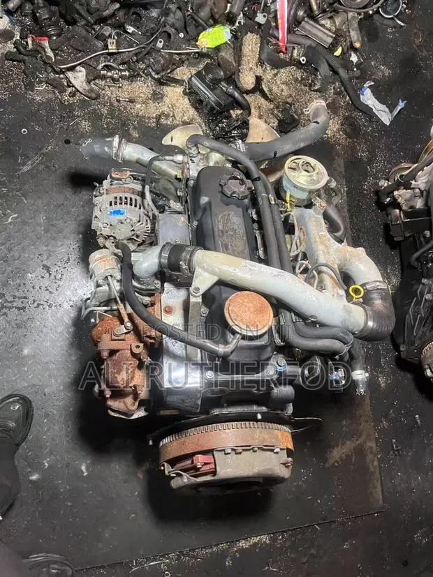 Genuine QD32 Engines for Sale for Nissan Urvan, Navarra, Hard Body, Fr · Photo 1