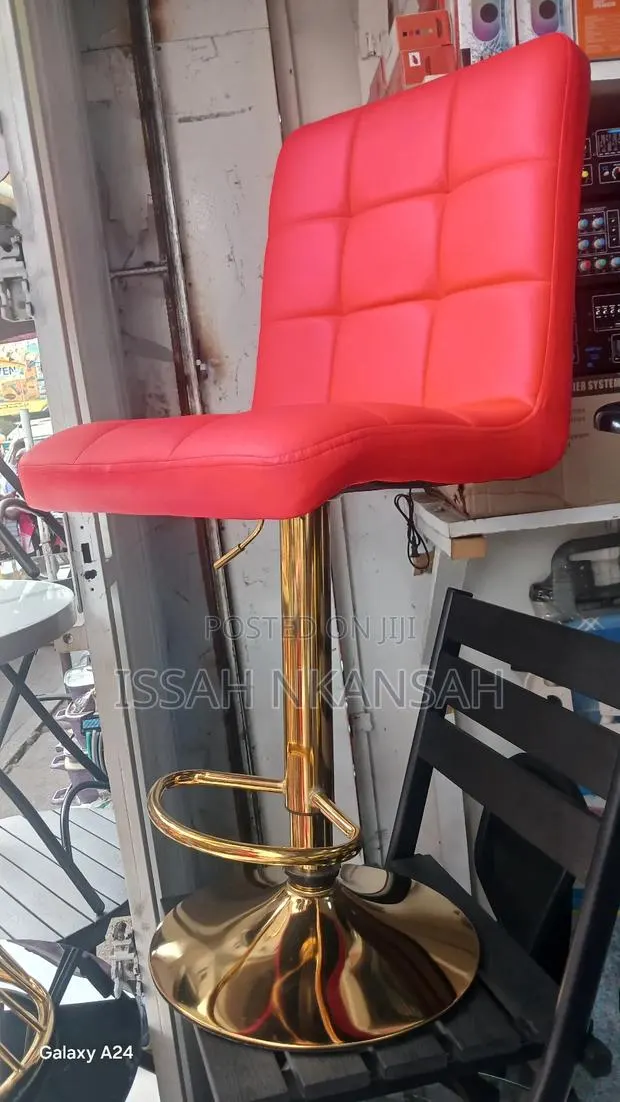 Saloon Chair · Photo 3
