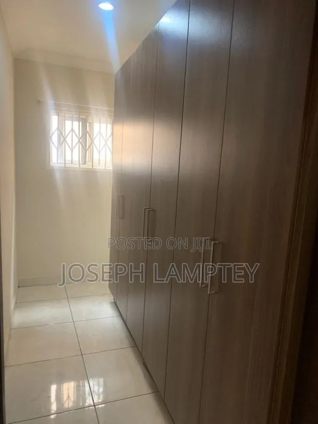 Furnished 5bdrm Townhouse / Terrace in Joseph Lamptey, US Embassy Area · Photo 1