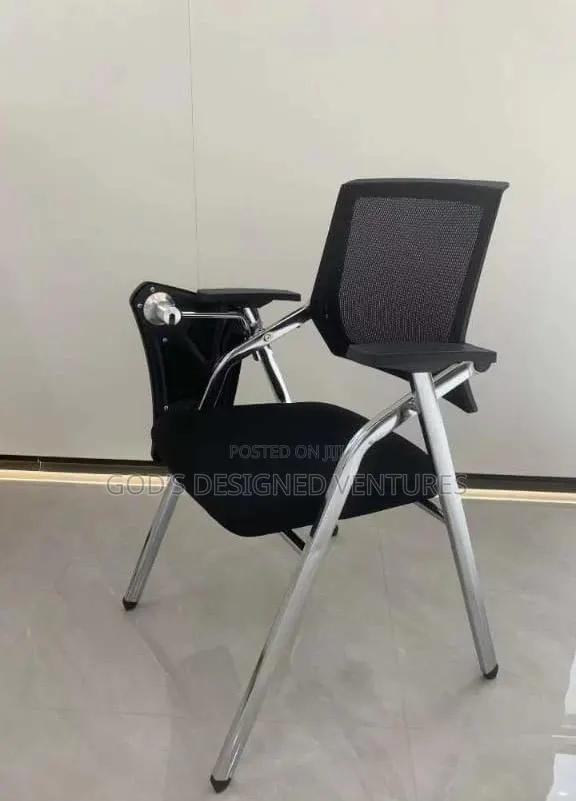 Training Chair · Photo 1