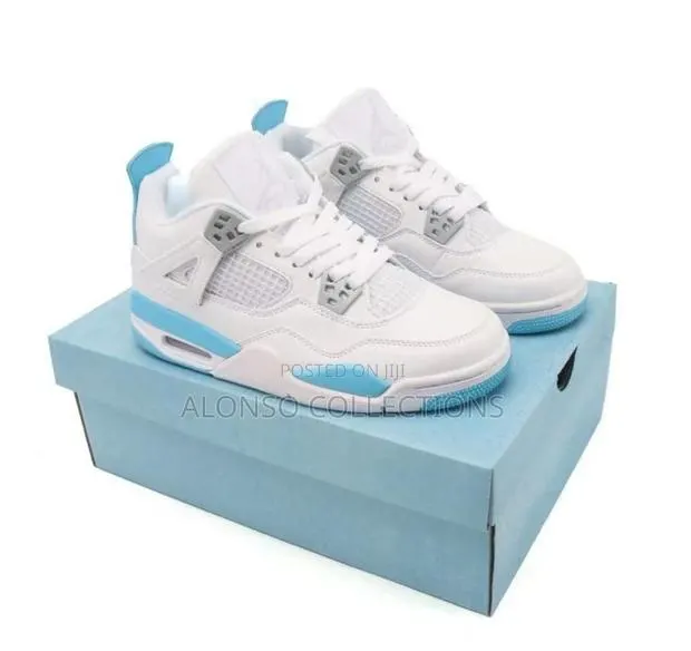 Jordan 4 Retro · Photo 1