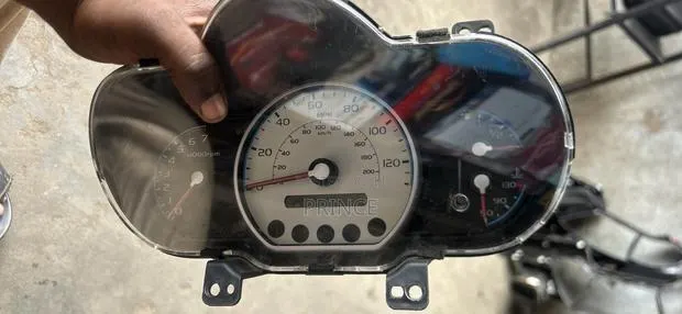 Hyundai I10 Meterboard · Photo 1