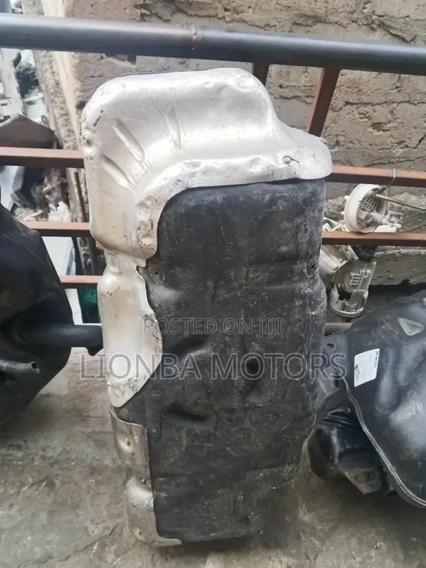 Daewoo Karlos Fuel Tank · Photo 1