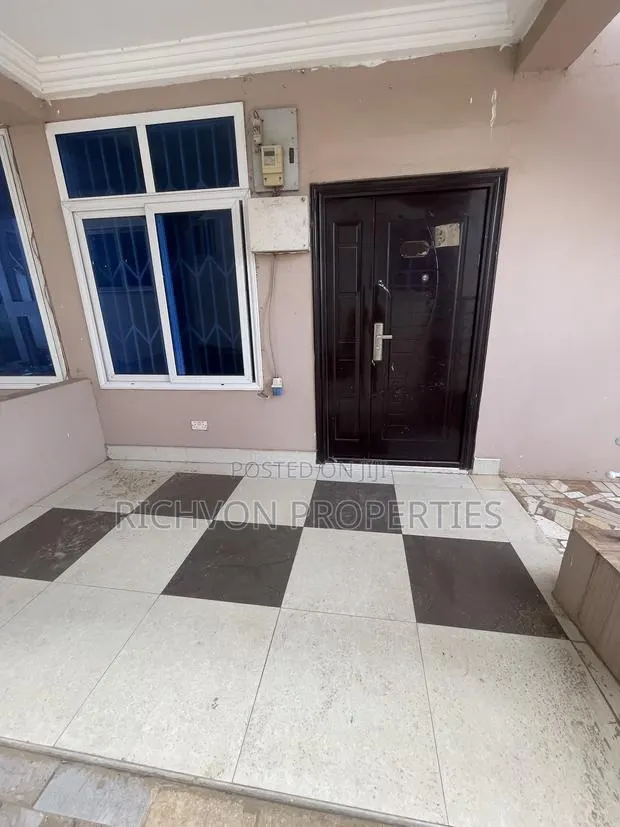 2bdrm Apartment in Richvon Properties, Baatsona Total for rent · Photo 1