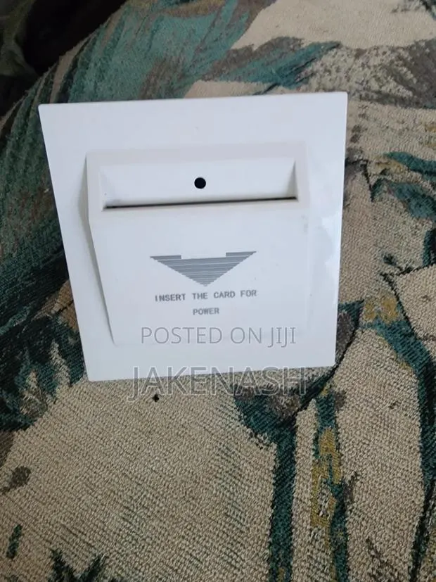 Card Switch · Photo 1