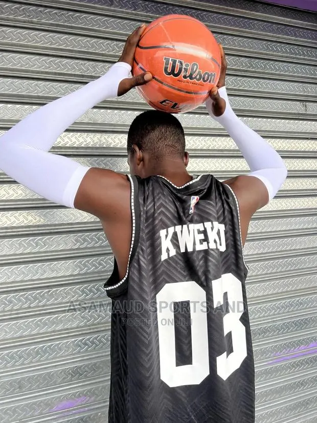 Original Arm Sleeves for Nba and Football Players · Photo 1