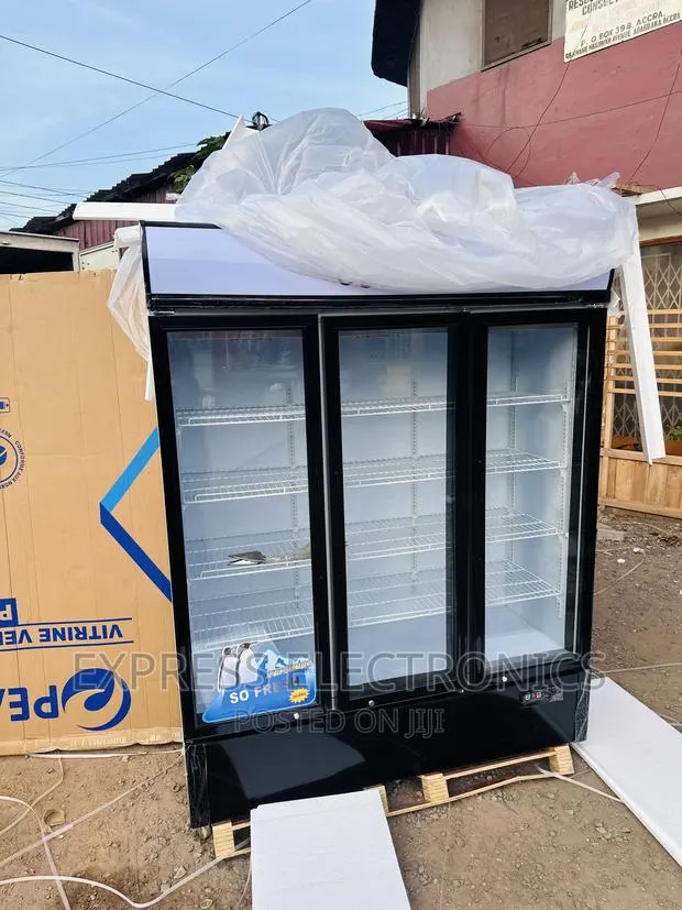 Fast Cooling Sleek White Pearl PVC-150 950L · Photo 1