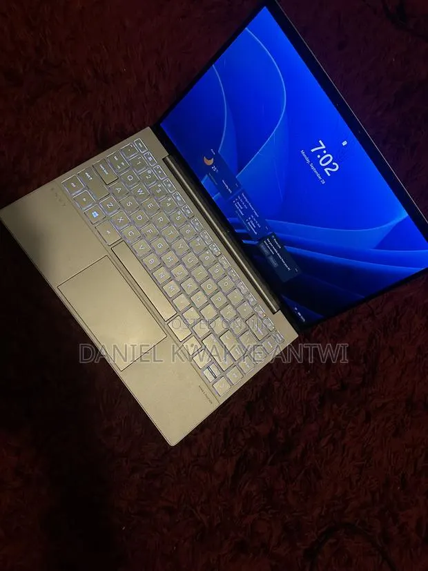 Laptop HP Envy 13-ba 16GB Intel Core i5 SSD 256GB · Photo 1