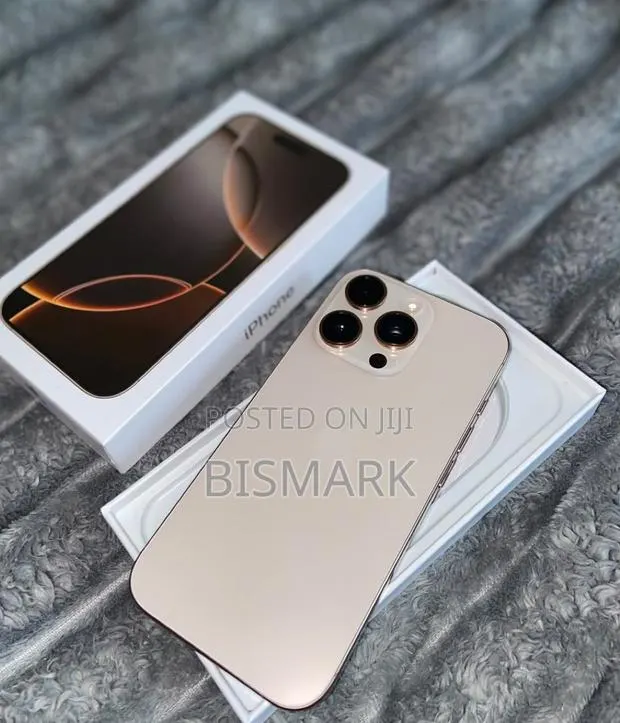 Apple iPhone 16 Pro Max 256 GB Gold · Photo 1