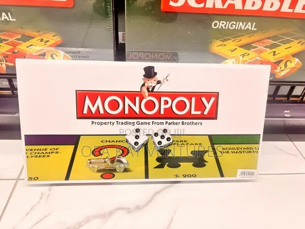 Monopoly Dice Game · Photo 1