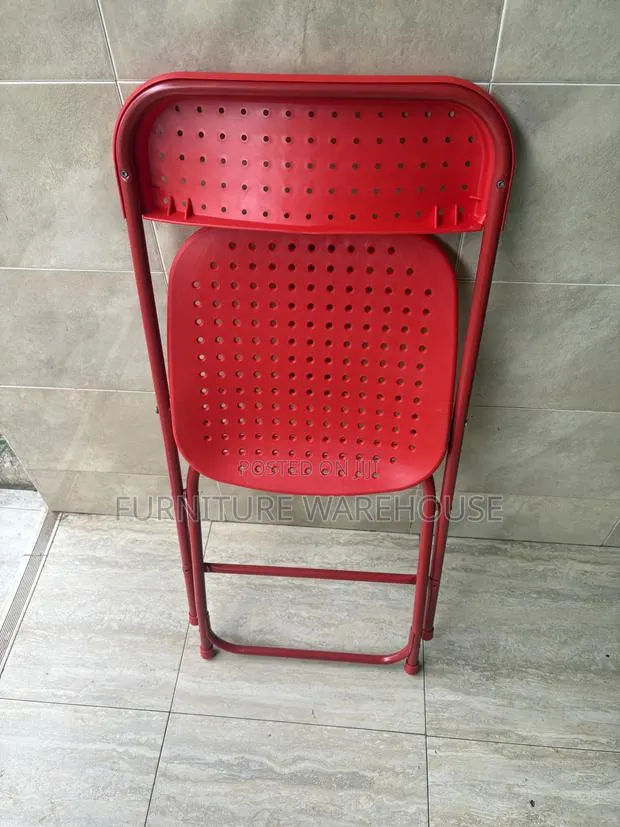 Folding Chair · Photo 4
