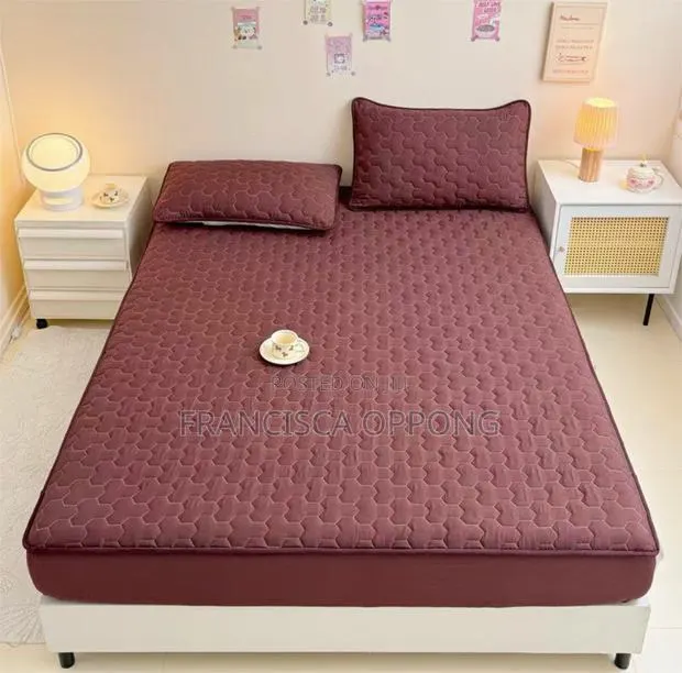 Trusted Waterproof Mattress Protector In Various Bed Sizes · Photo 1
