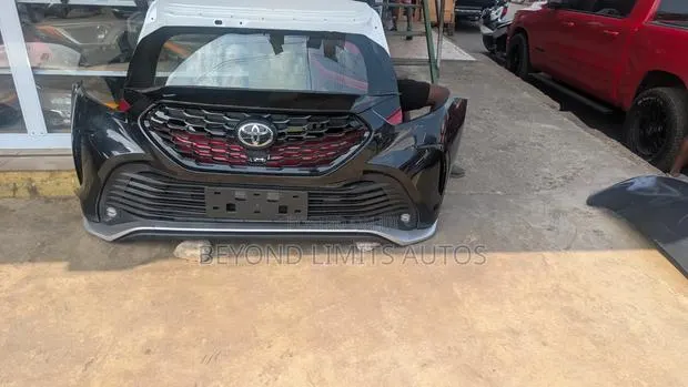 Toyota Highlander 2019,2020,2021,2022,2024 Sport Complete Front Bumper · Photo 1