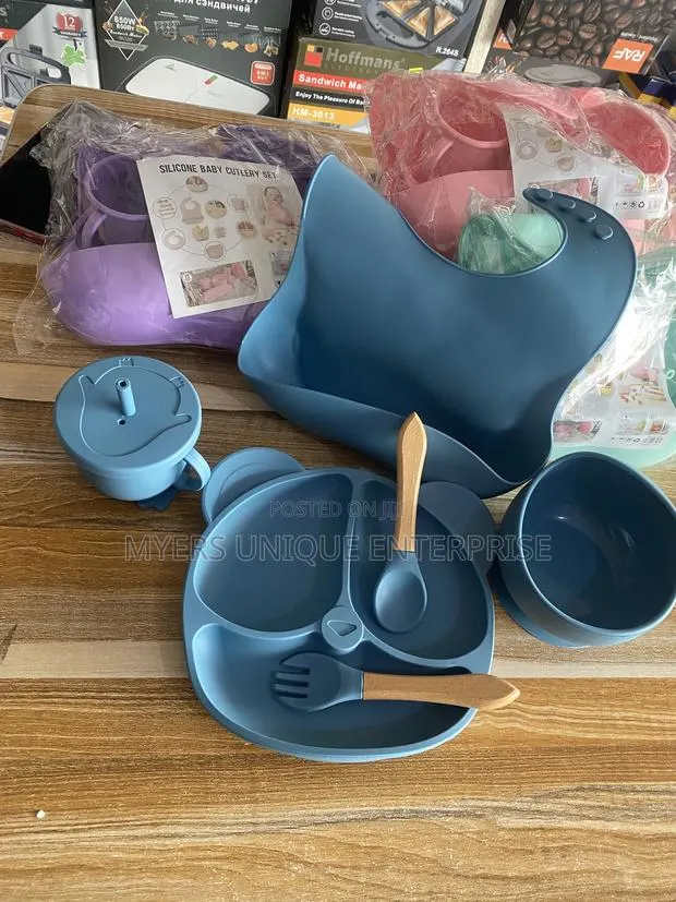 New Mums Bpa-Free Silicone Baby Feeding Set · Photo 1