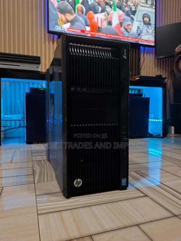 Desktop Computer HP Z840 128GB Intel Xeon HDD+SSD 4T · Photo 1