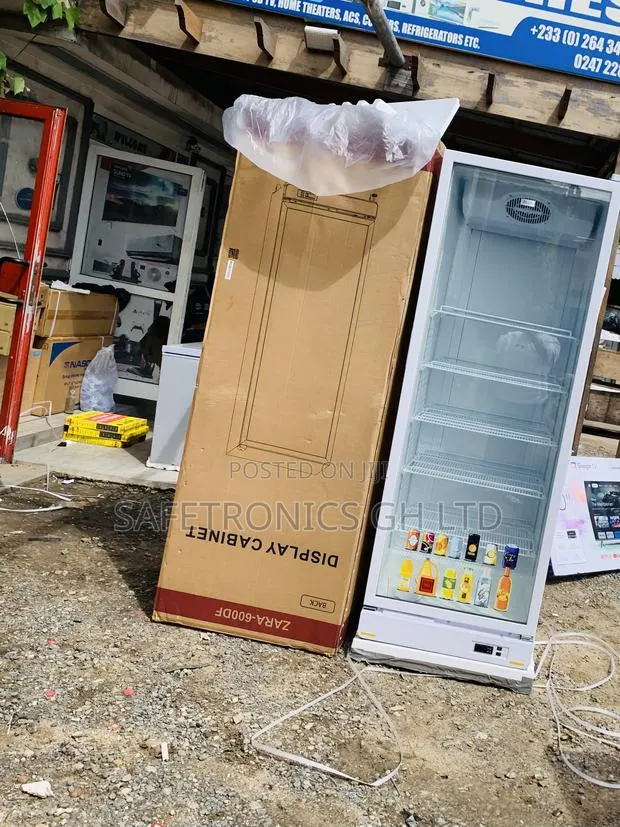Neatly Sealed Zara-600dfg Display Fridge 591Ltr Singledoor · Photo 1