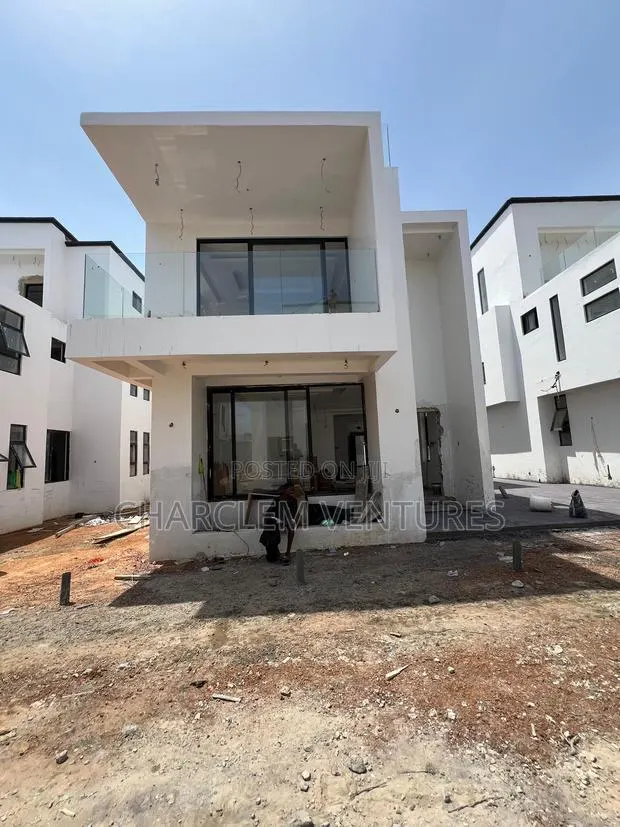 4bdrm Townhouse/Terrace in Charclem Ventures, Accra Metropolitan · Photo 1