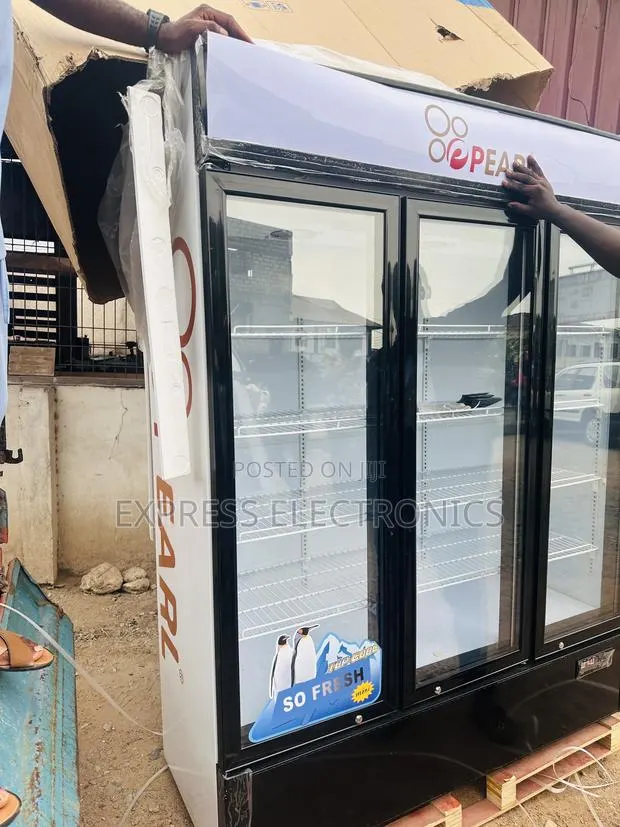 Call and Order Pearl PVC-150 Three Doors · Photo 1