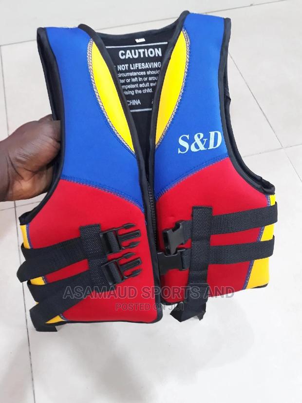 Original Life Jacket For Children At Cool Price · Photo 1