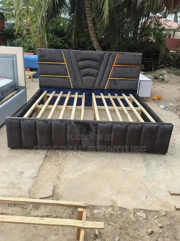 King Size Bed Frame · Photo 1